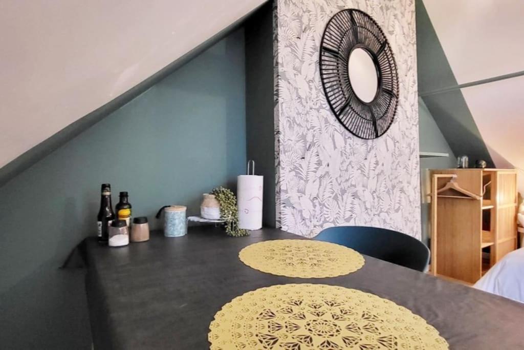 La Cabane - Petit Studio Mansarde - Plage 50M - Rue Gratuite Saint-Malo Exterior photo